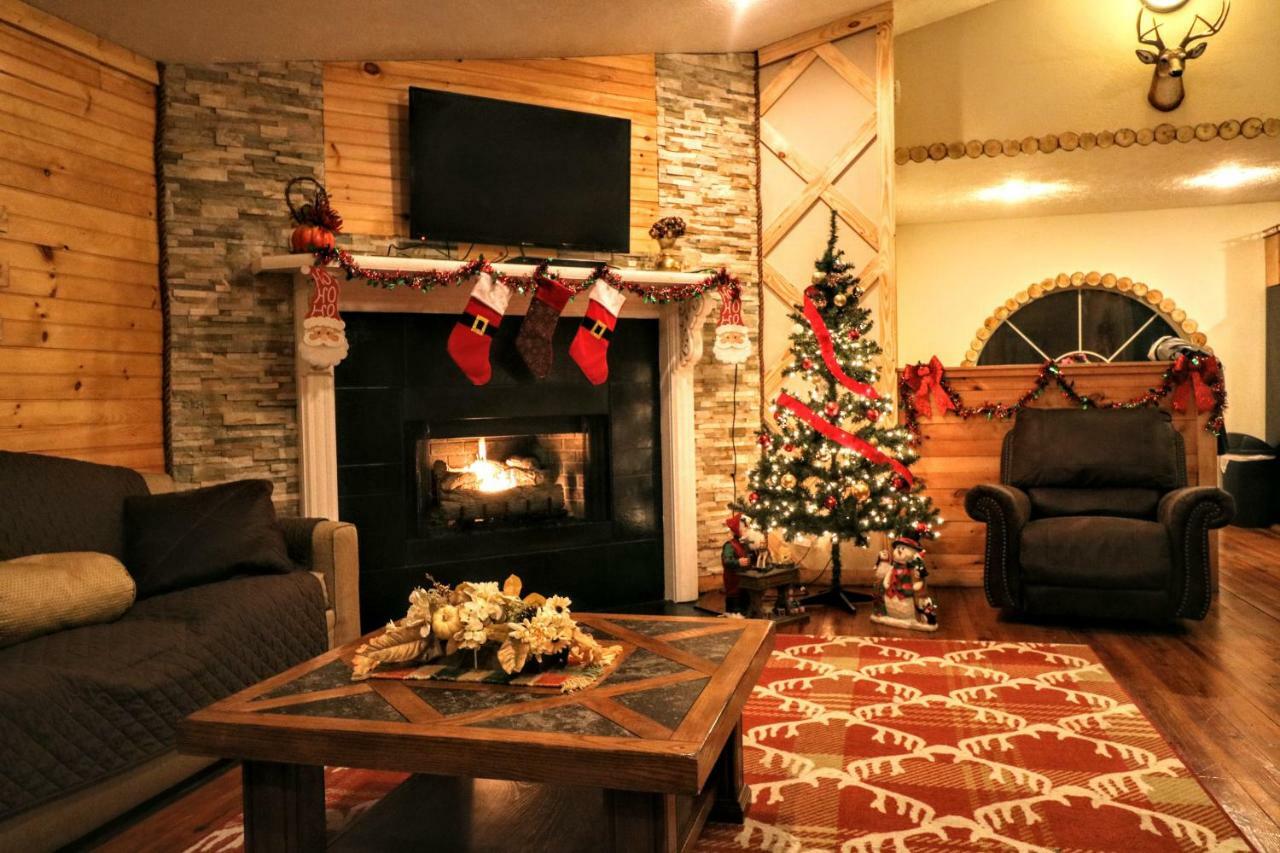 Lazy Bear Cabin Sevierville Bagian luar foto
