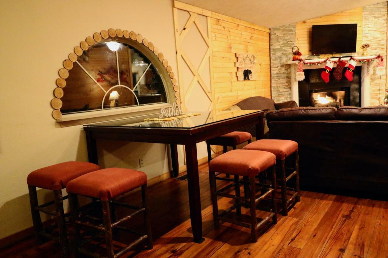 Lazy Bear Cabin Sevierville Bagian luar foto